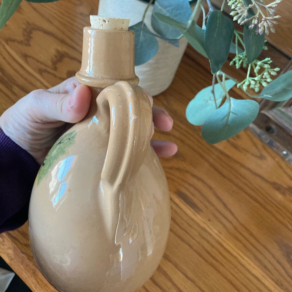 Labbate Olive Oil Ceramic Jug - Cream - Picture 6 of 8